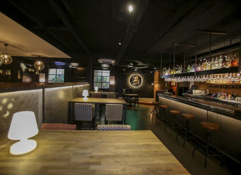 Bar Photo
