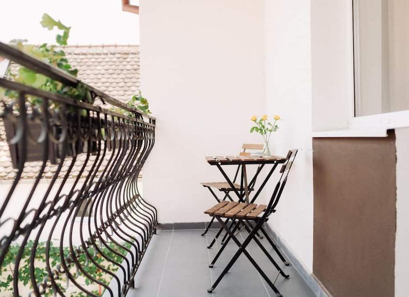 Balcony Photo