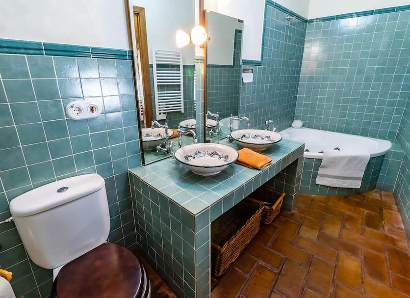 Bathroom Photo