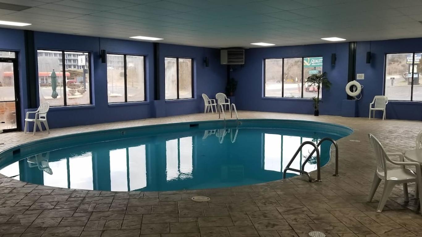 Quality Inn and Suites Lexington near I-64 and I-81