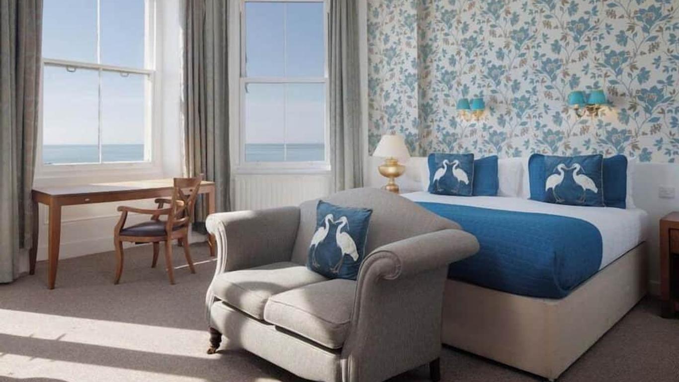 The Cumberland Hotel