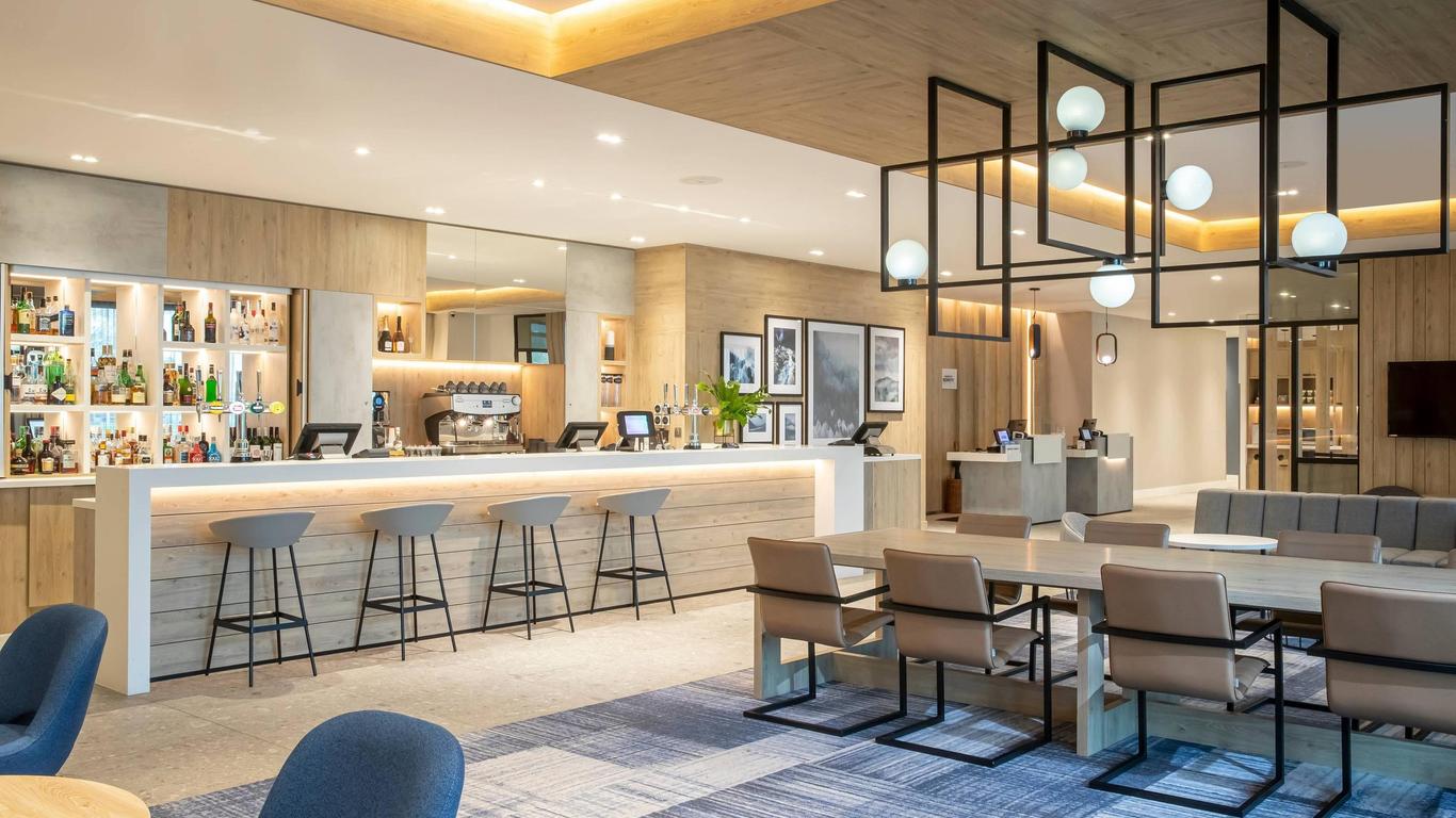 Courtyard by Marriott Inverness Airport