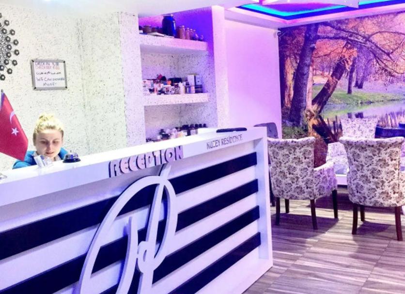 Front desk Photo