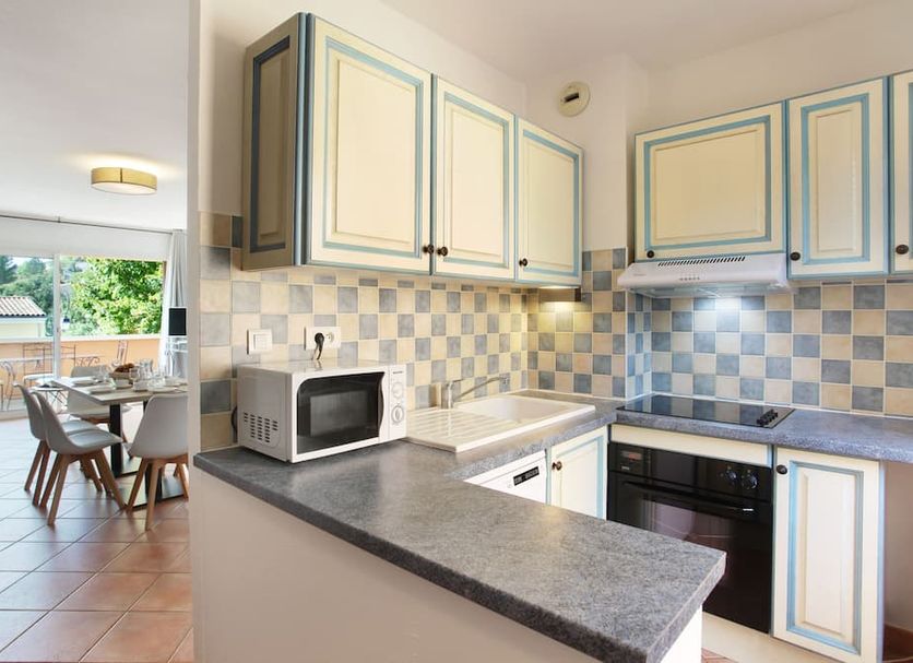 Kitchen Photo