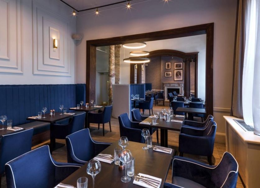 Restaurant Photo