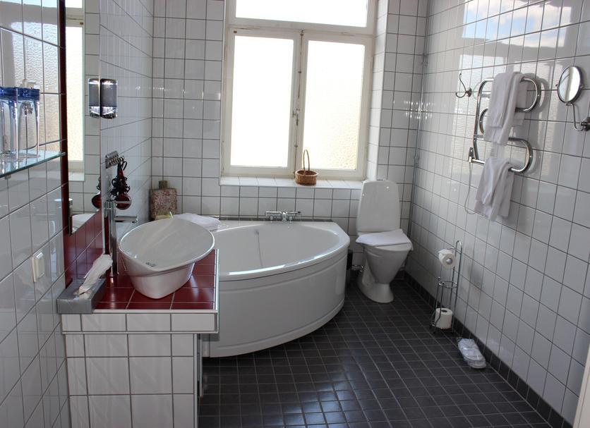 Bathroom Photo