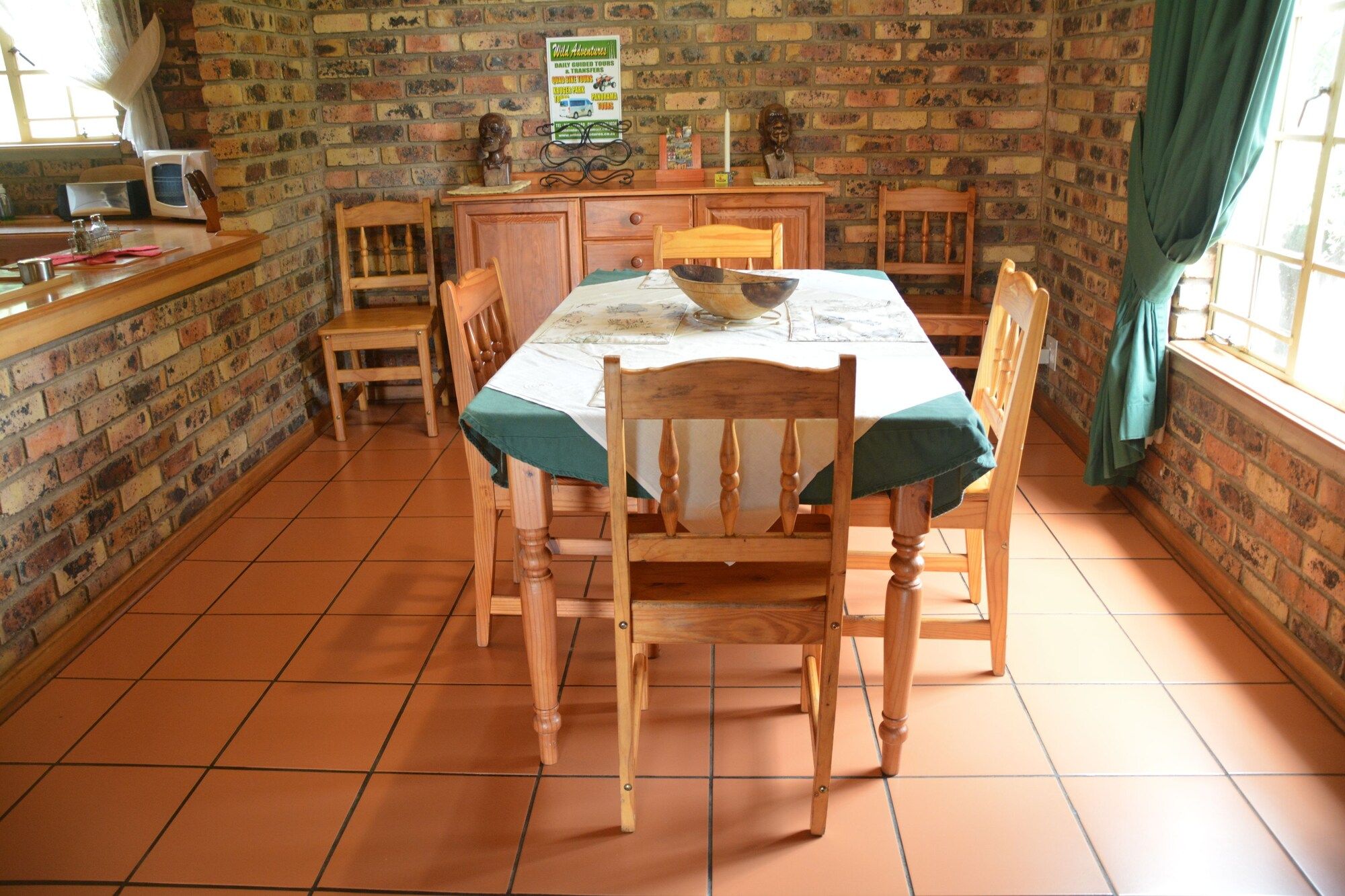 Dining room Photo