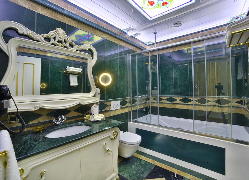 Bathroom Photo