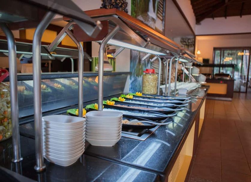 Buffet Photo