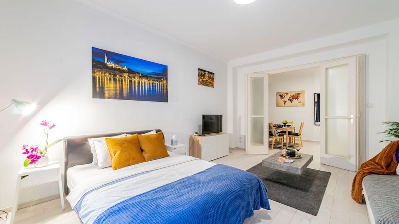 Del Mar Apartment With Terrace On Top Of Budapest City Center
