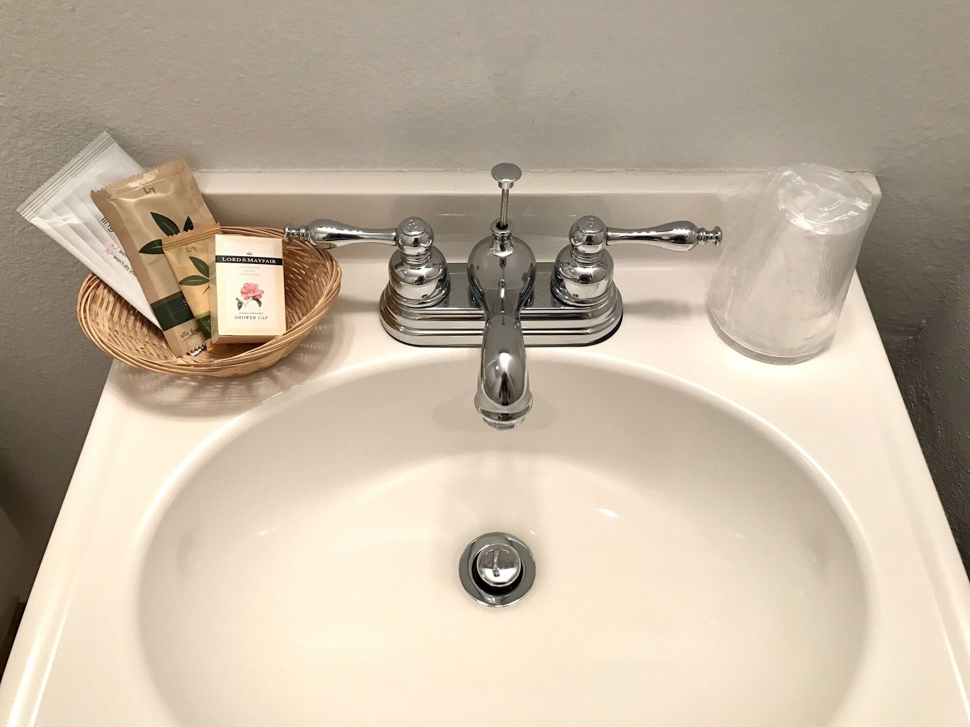 Room amenity