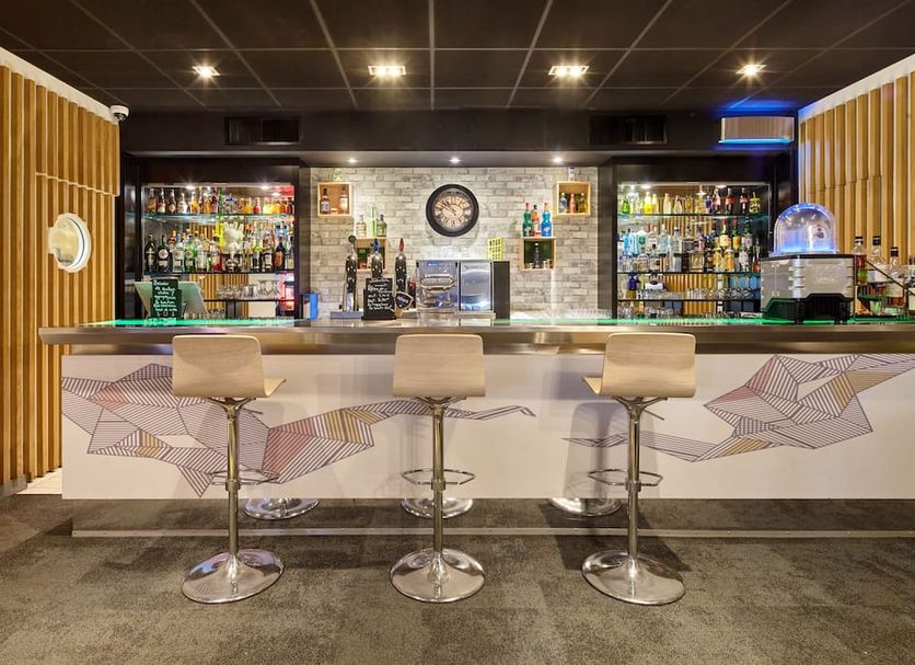 Bar Photo