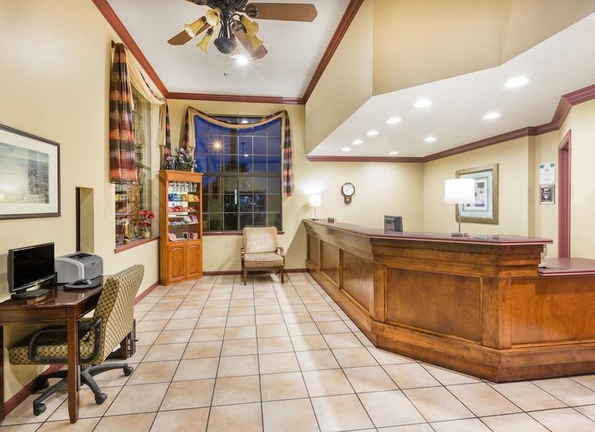 Front desk Photo