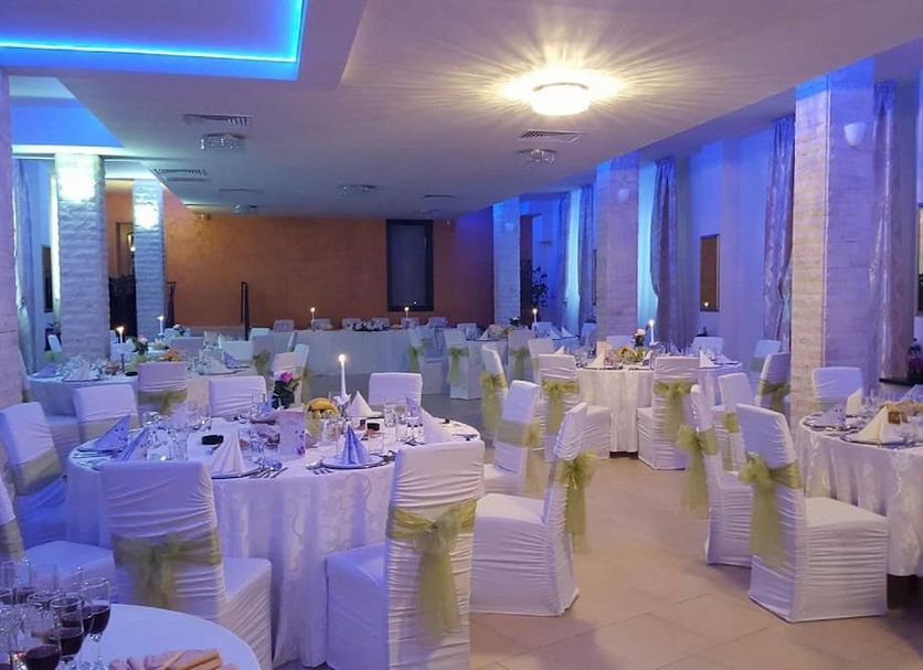 Banquet hall Photo