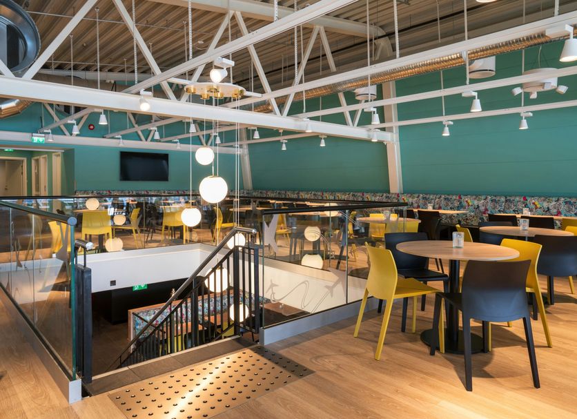 Restaurant Photo