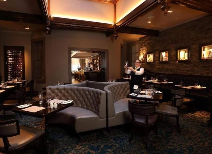 Restaurant Photo