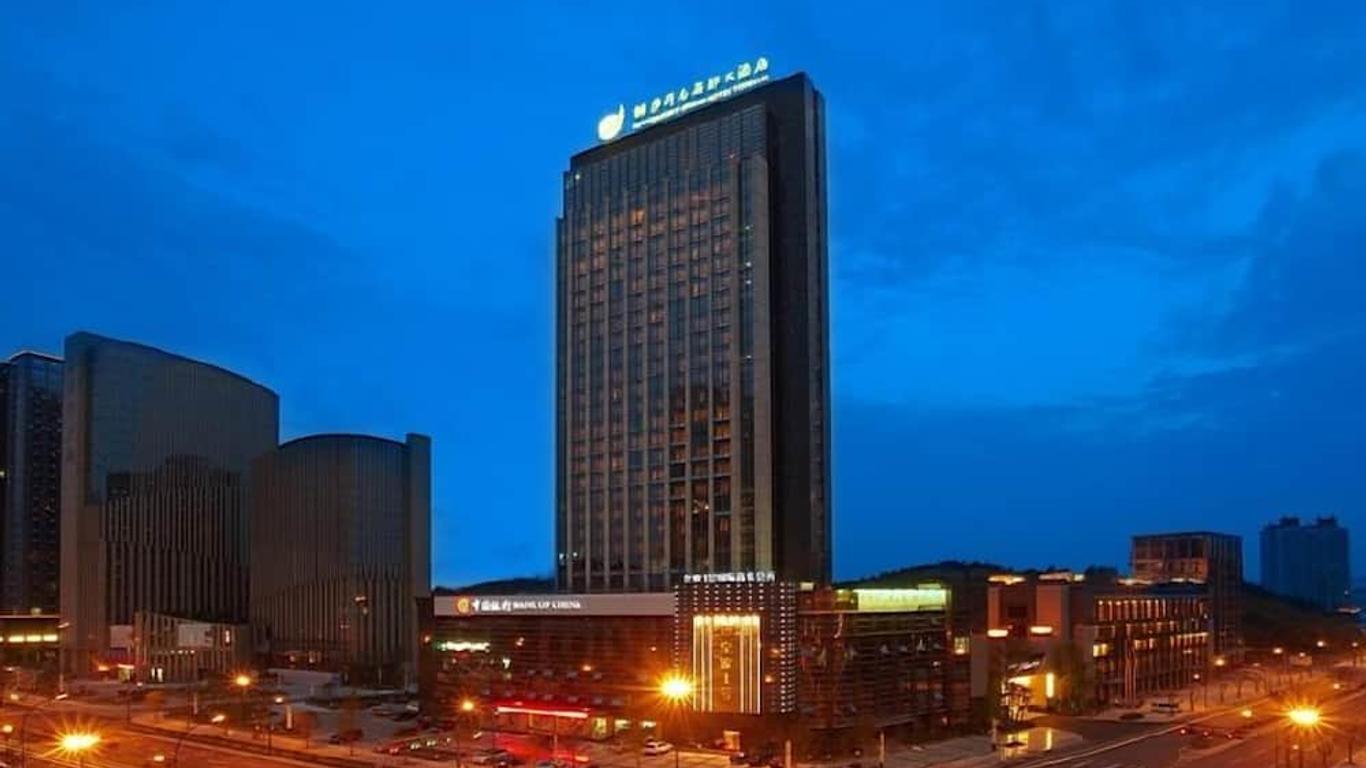 New Century Grand Hotel Tonglu