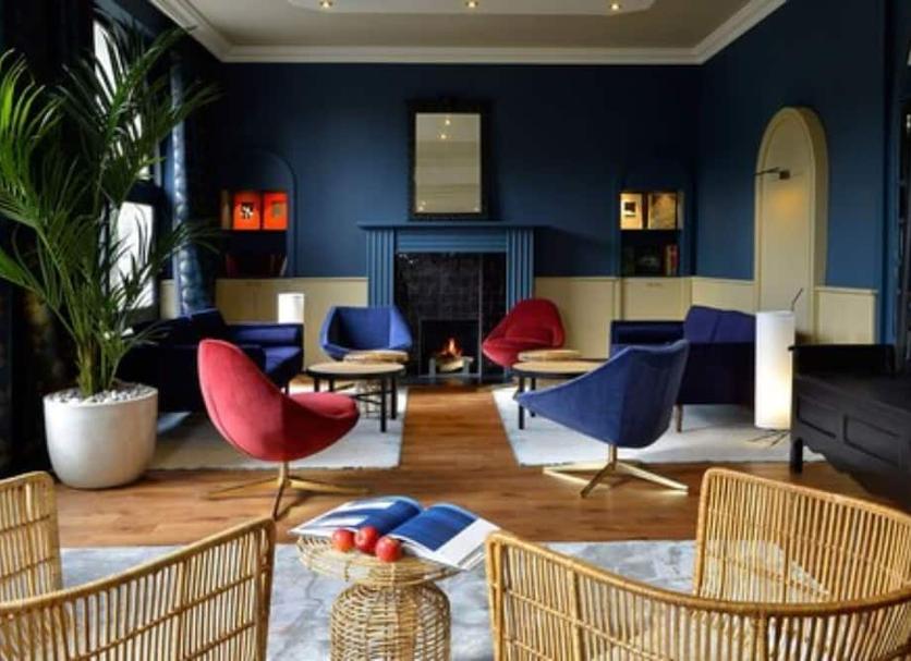 Lounge Photo