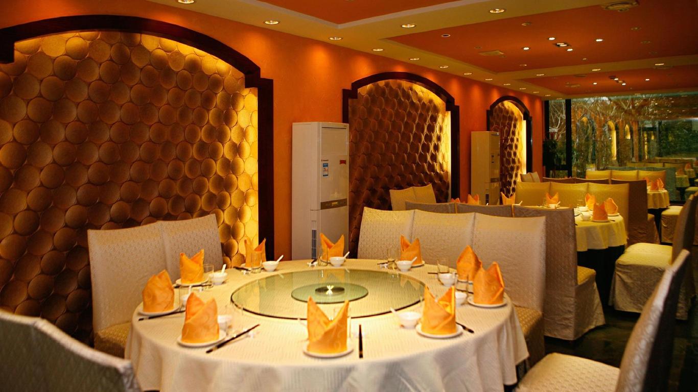 Oriental Land Holiday Village