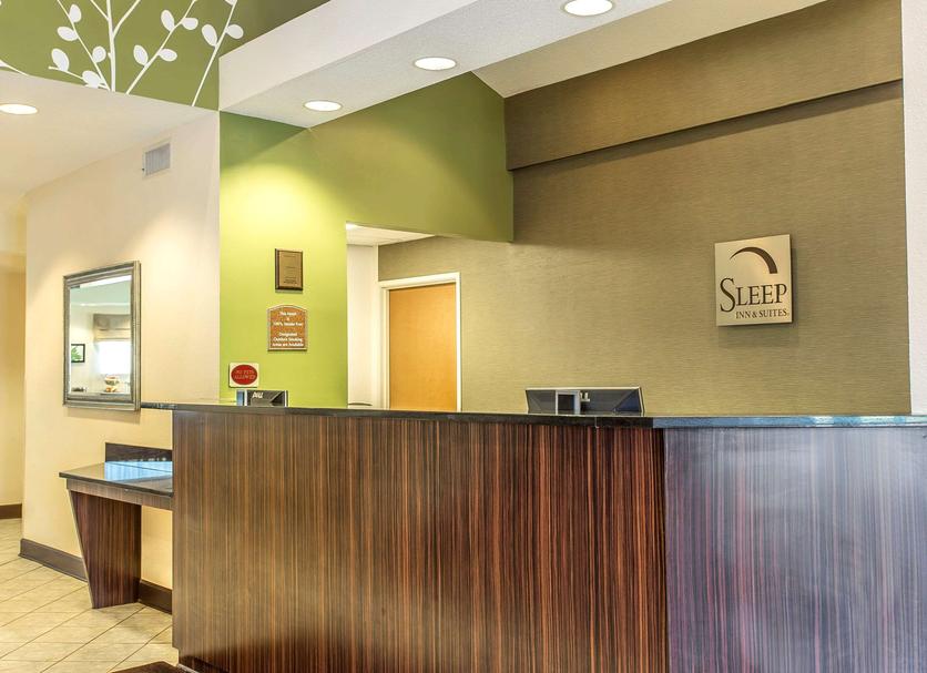 Front desk Photo