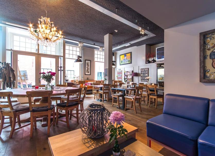Restaurant Photo