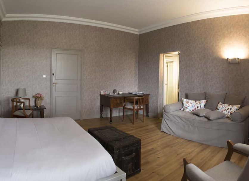 Bedroom Photo