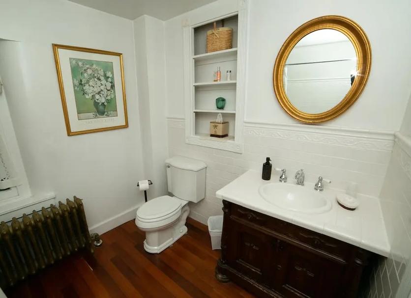 Bathroom Photo