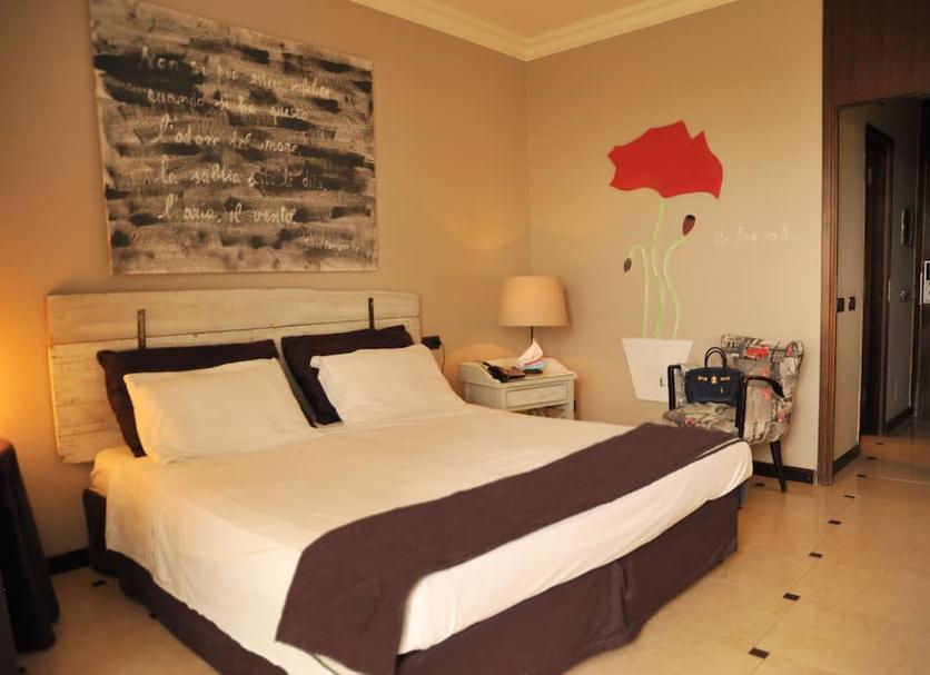 Bedroom Photo