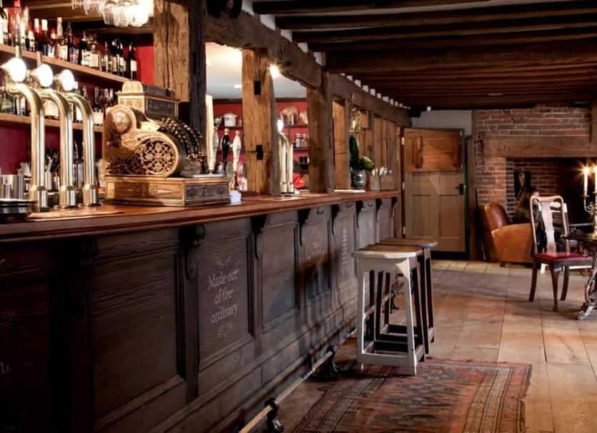 Bar Photo