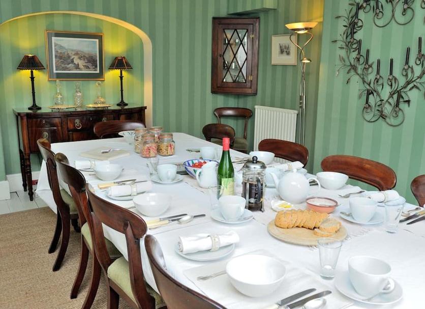 Dining room Photo