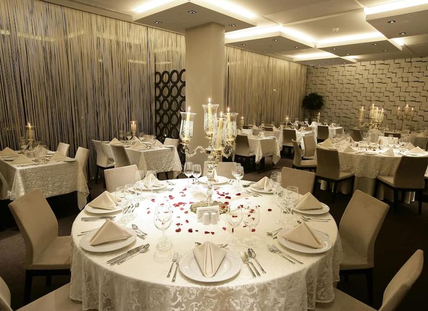 Banquet hall Photo