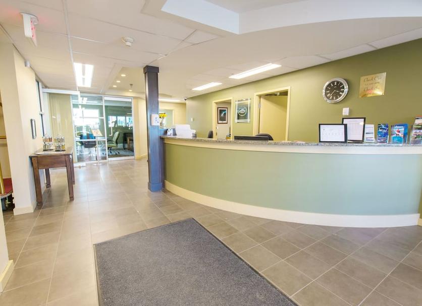 Front desk Photo