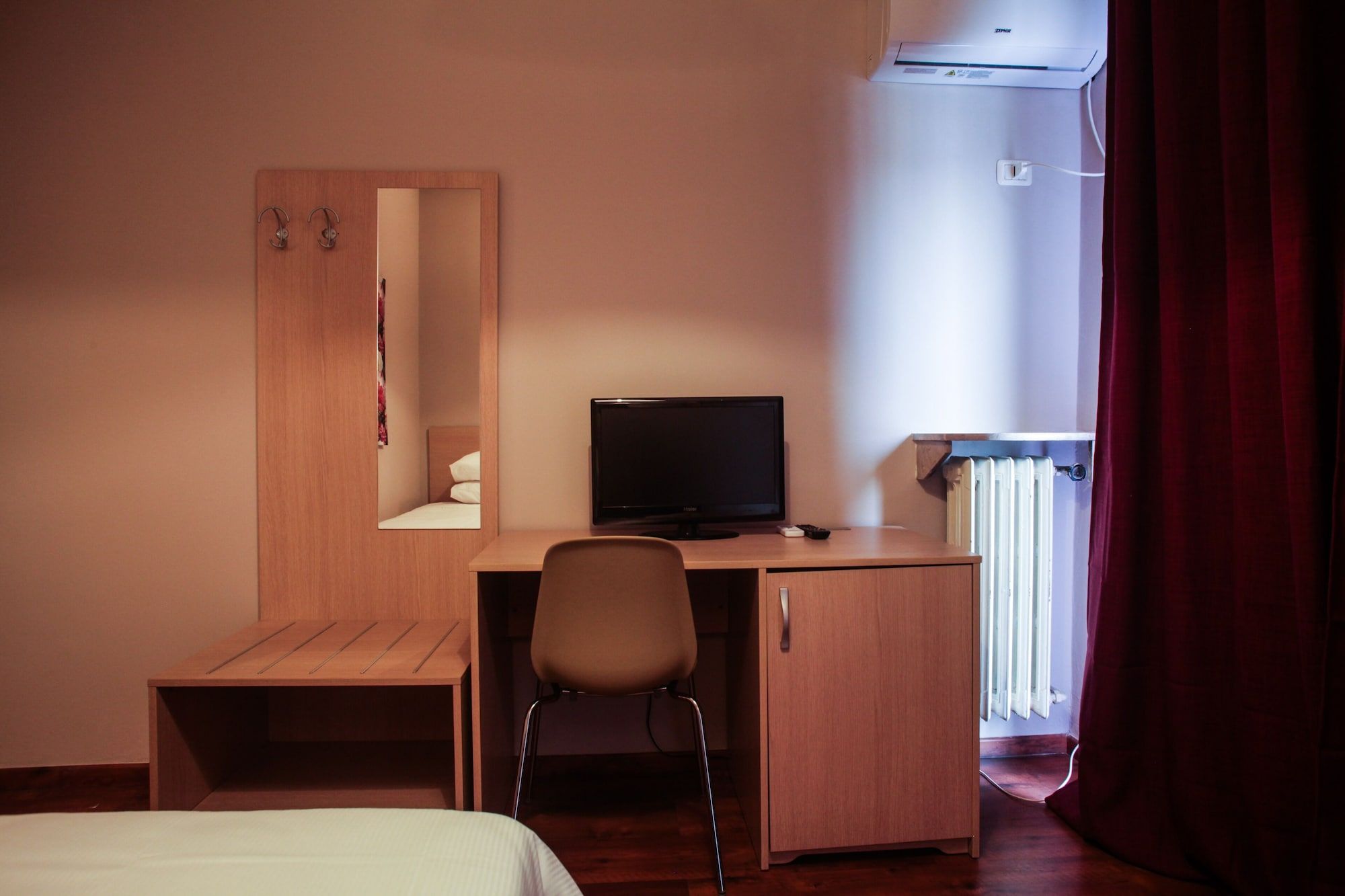 Room amenity