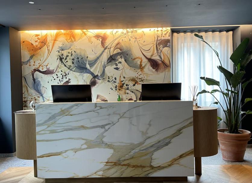 Front desk Photo