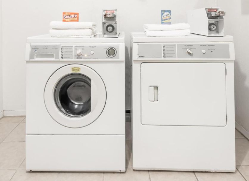 Laundry facility Photo