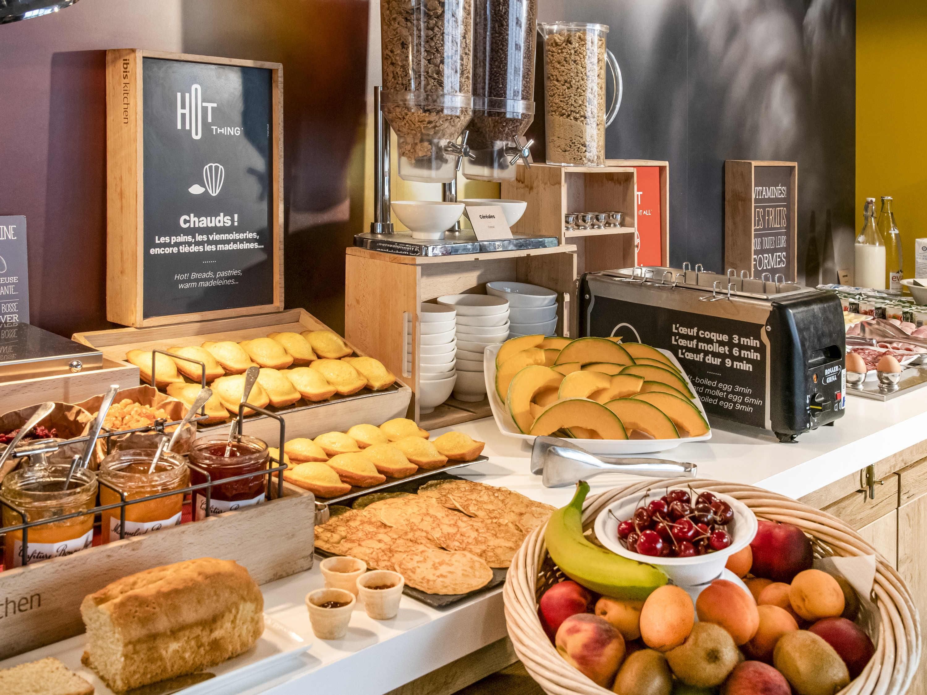 Buffet Photo