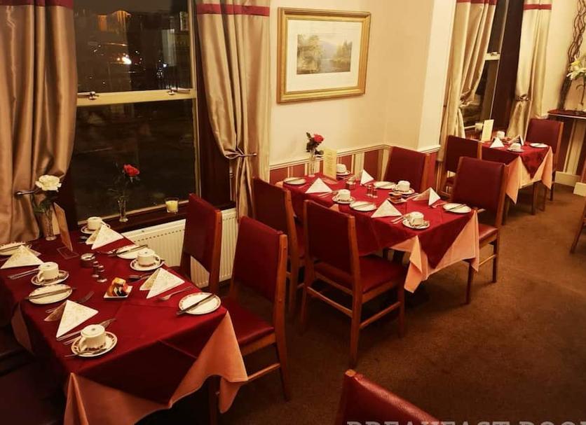 Restaurant Photo