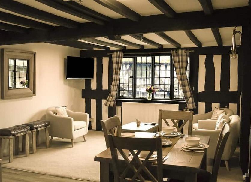 Dining room Photo