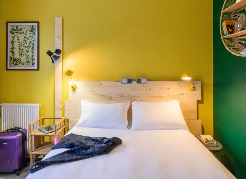Bedroom Photo