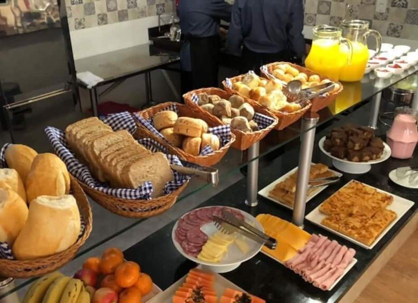 Buffet Photo
