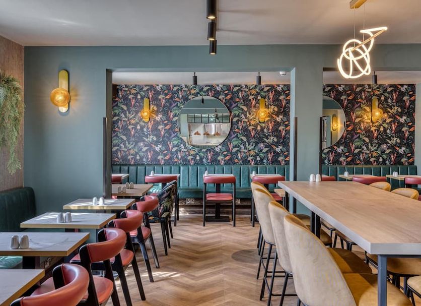 Restaurant Photo