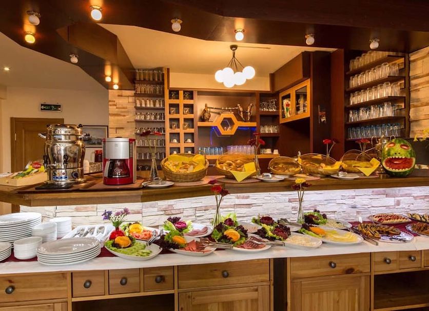 Buffet Photo