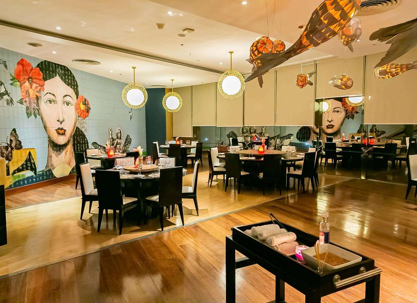 Restaurant Photo