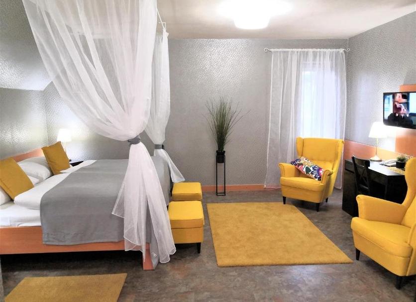 Bedroom Photo