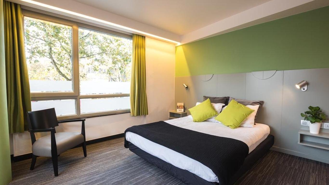 Green Hotel