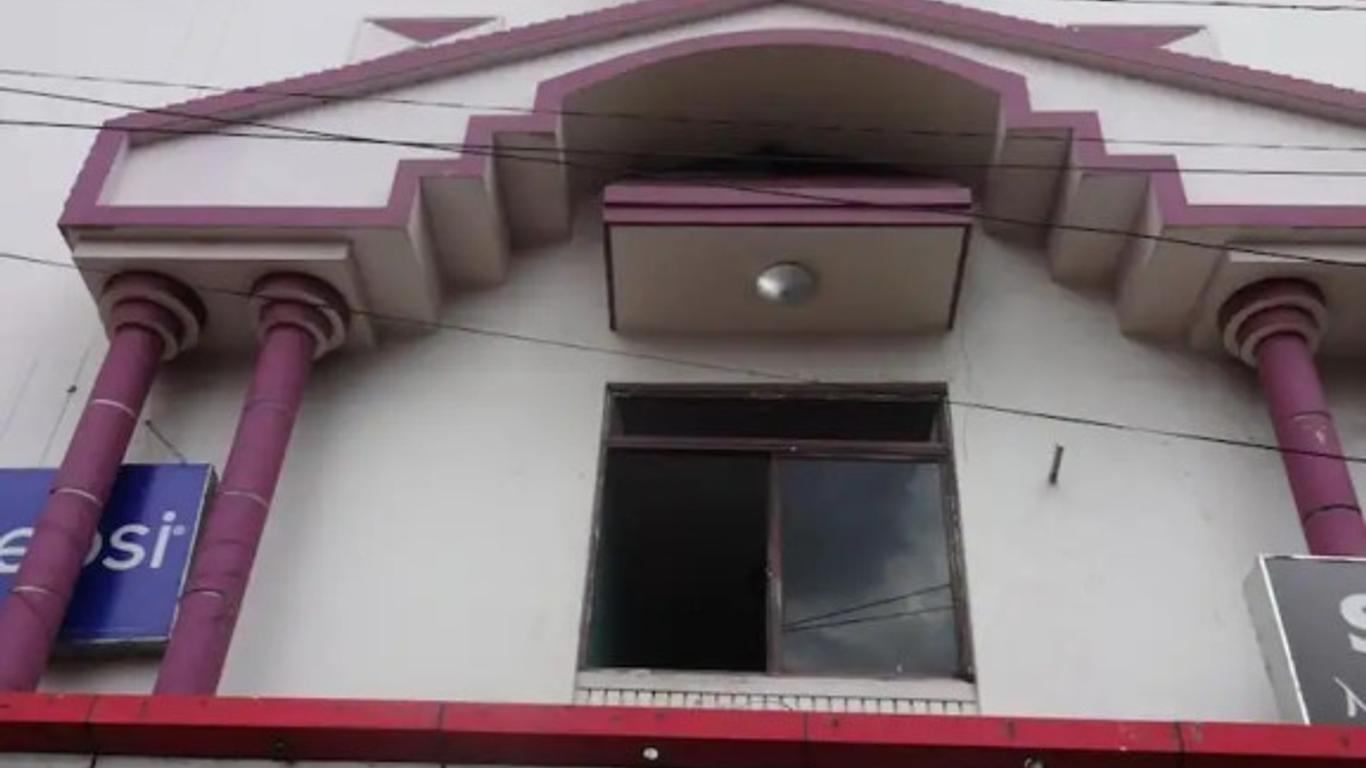 Hotel Ajatsatru