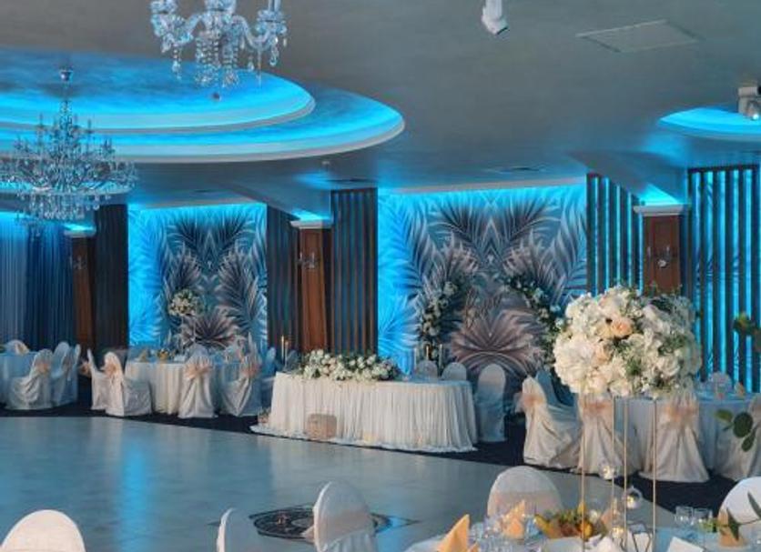Banquet hall Photo