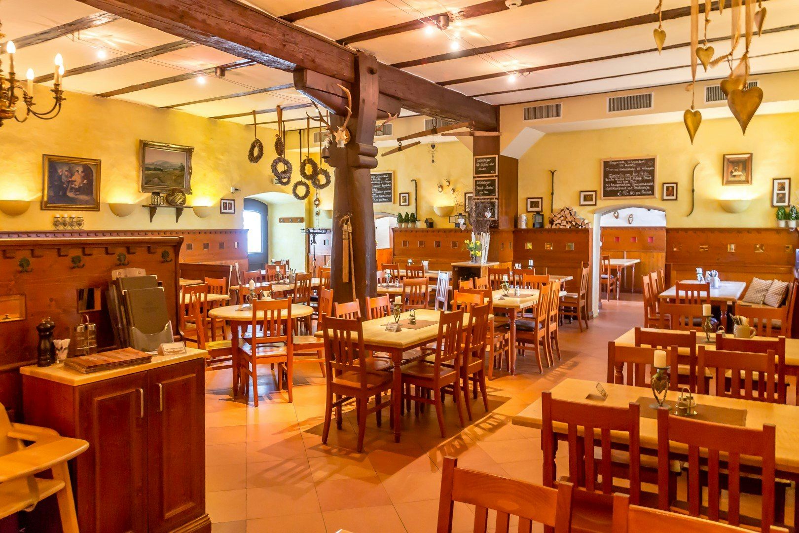 Restaurant Photo