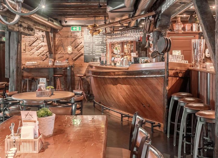 Bar Photo