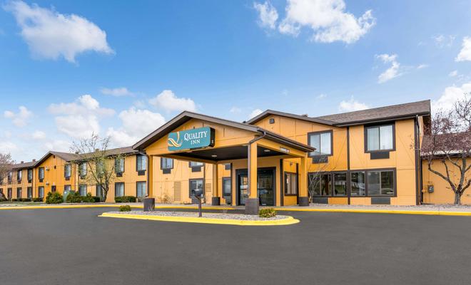 Holidays In Marquette From 163 646 Search Flight Hotel On Kayak